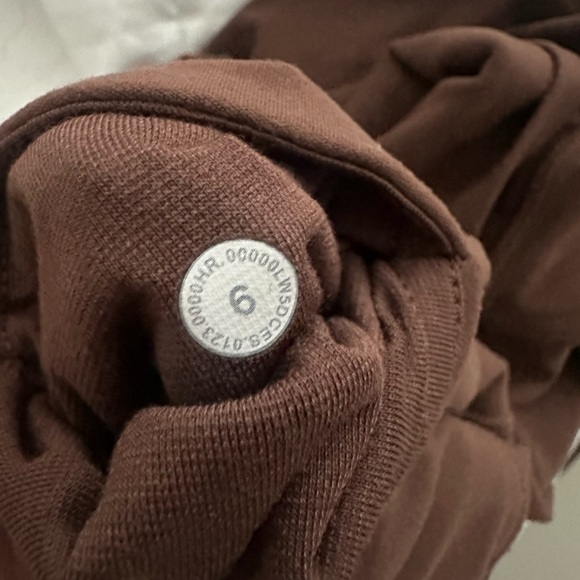 Java Lululemon Align Pocket Leggings - Picture 3 of 3